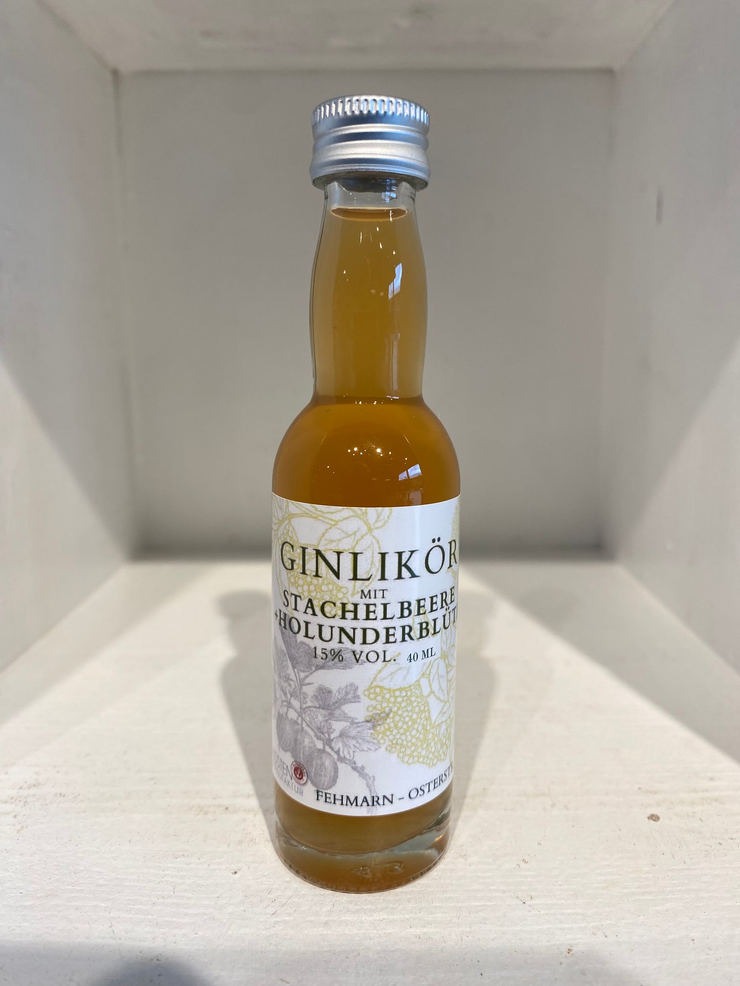 Ginlikör mit Stachelbeere & Holunderblüte